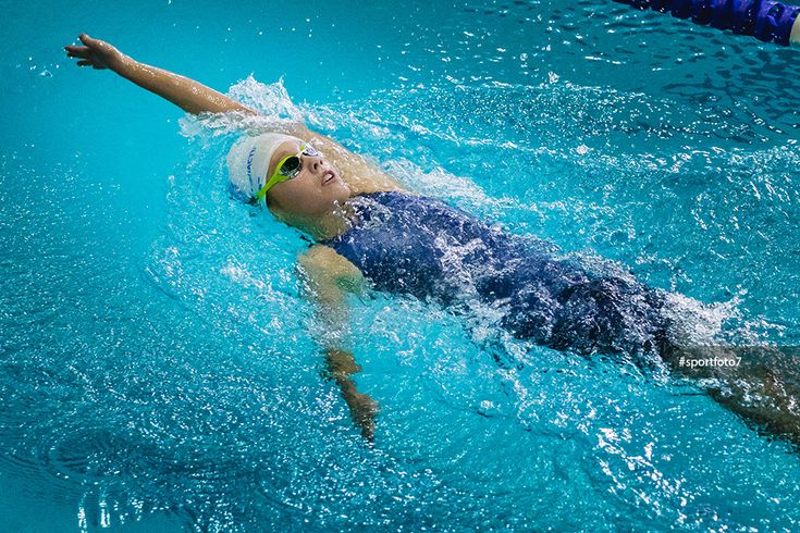 Rückenschwimmen